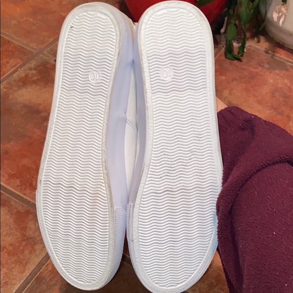 Austin Trading Co. slip ons - Picture 2 of 5